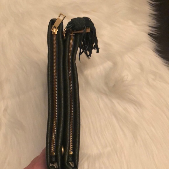 New Ann Taylor Green Leather Crossbody Bag - Picture 5 of 8